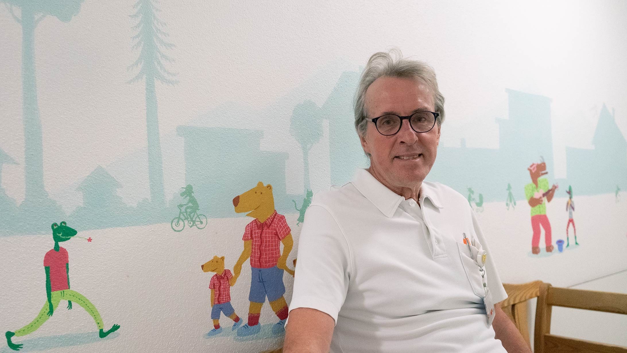 Kinderarzt Markus Wopmann im Wartezimmer
